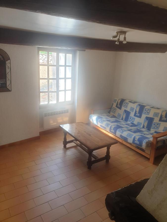 Maison De Village De 98 M2 Typiquement Provencale Pierrevert Екстериор снимка