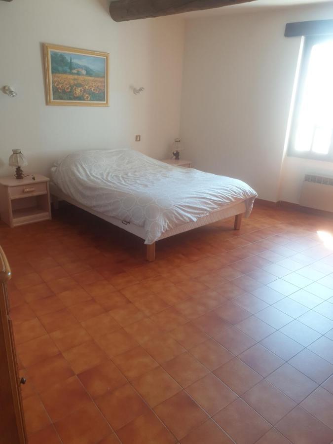 Maison De Village De 98 M2 Typiquement Provencale Pierrevert Екстериор снимка